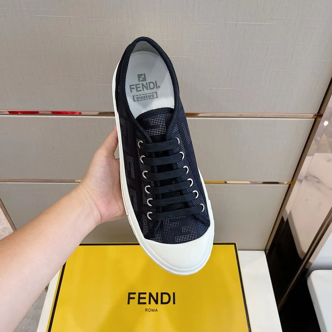 Factory price: 380 new Fendi Fendǐ Domino sneakers with jacquard FF pattern, embossed FF pattern on the toe, canvas upper, T men's men's shoes 💰U customized outsole Size: 38-45, (45 customized)